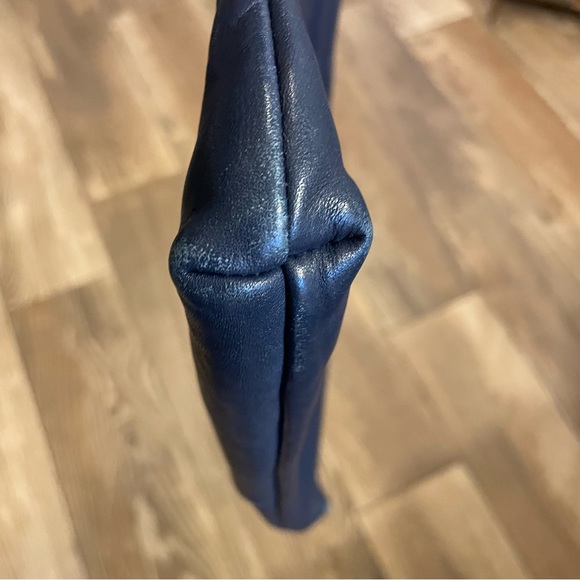 Vintage 100% Genuine Leather Navy Purse or Clutch by TJW for Mervyns 80s/90s - Picture 9 of 11